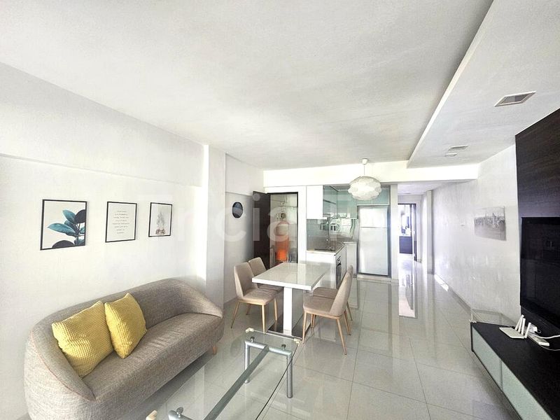 1 Bed Apartment (Condo) for Rent in  The Centrepoint - Image 6